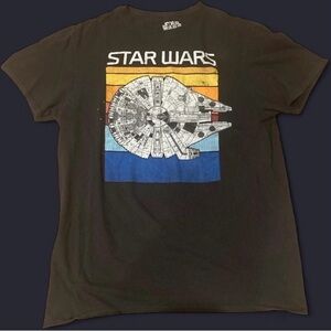 M | Star Wars black t-shirt with Millennium Falcon